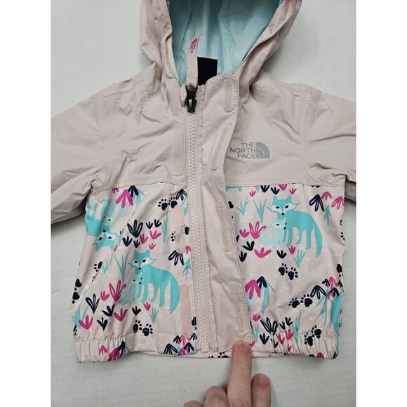 The North Face Infant Jacket Size 0 - 3 Months hooded Windbreaker Spring Fox - Picture 7 of 10